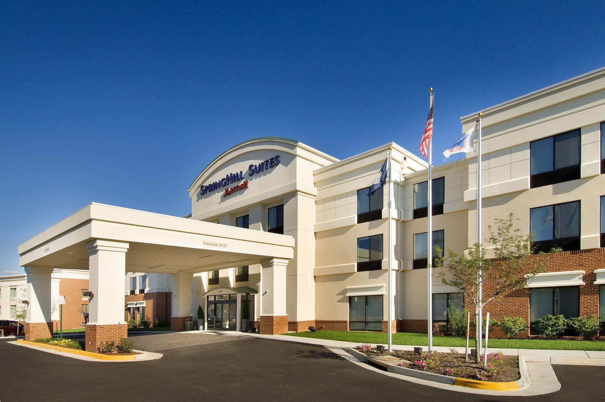 Springhill Suites Alexandria Esterno foto