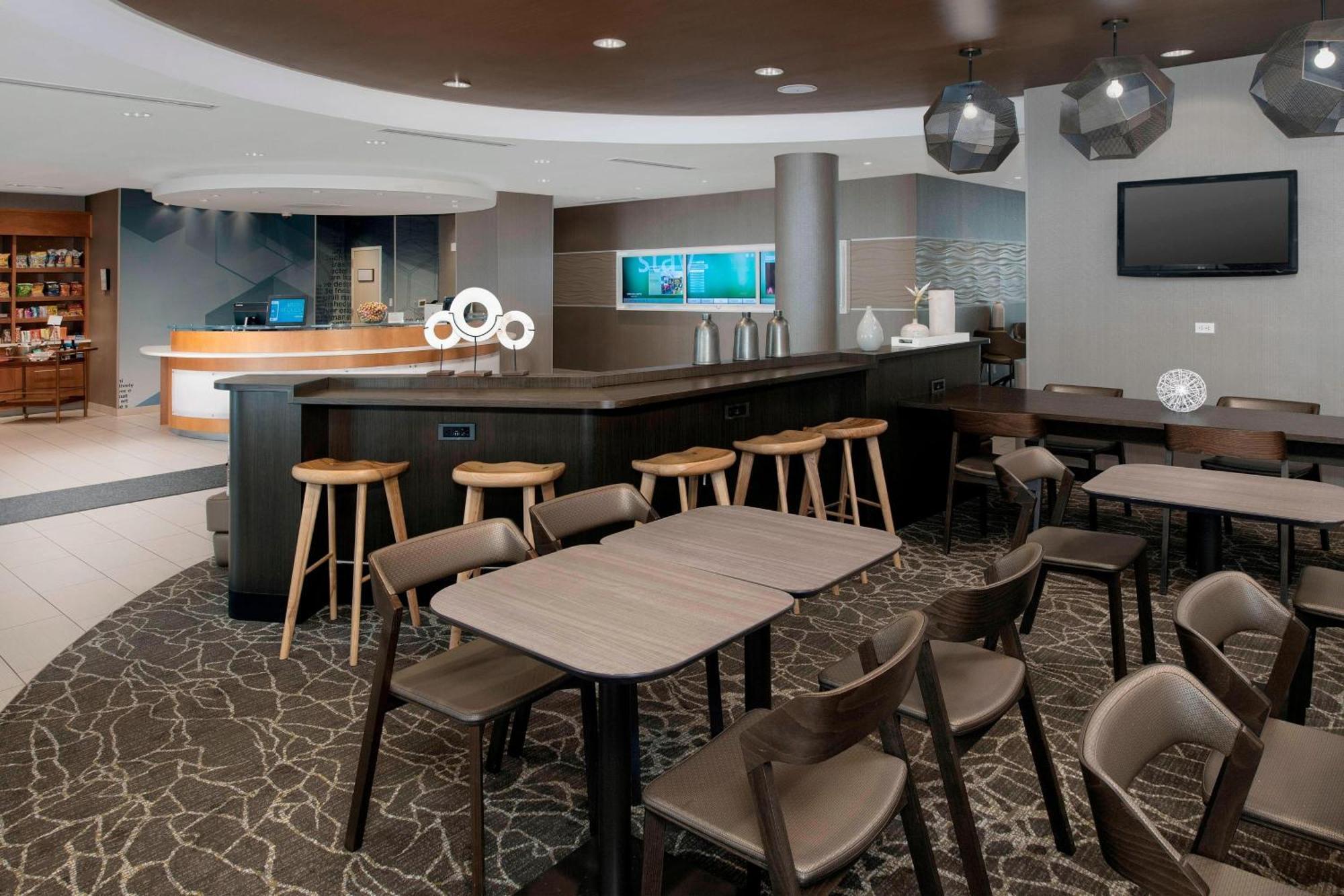 Springhill Suites Alexandria Esterno foto