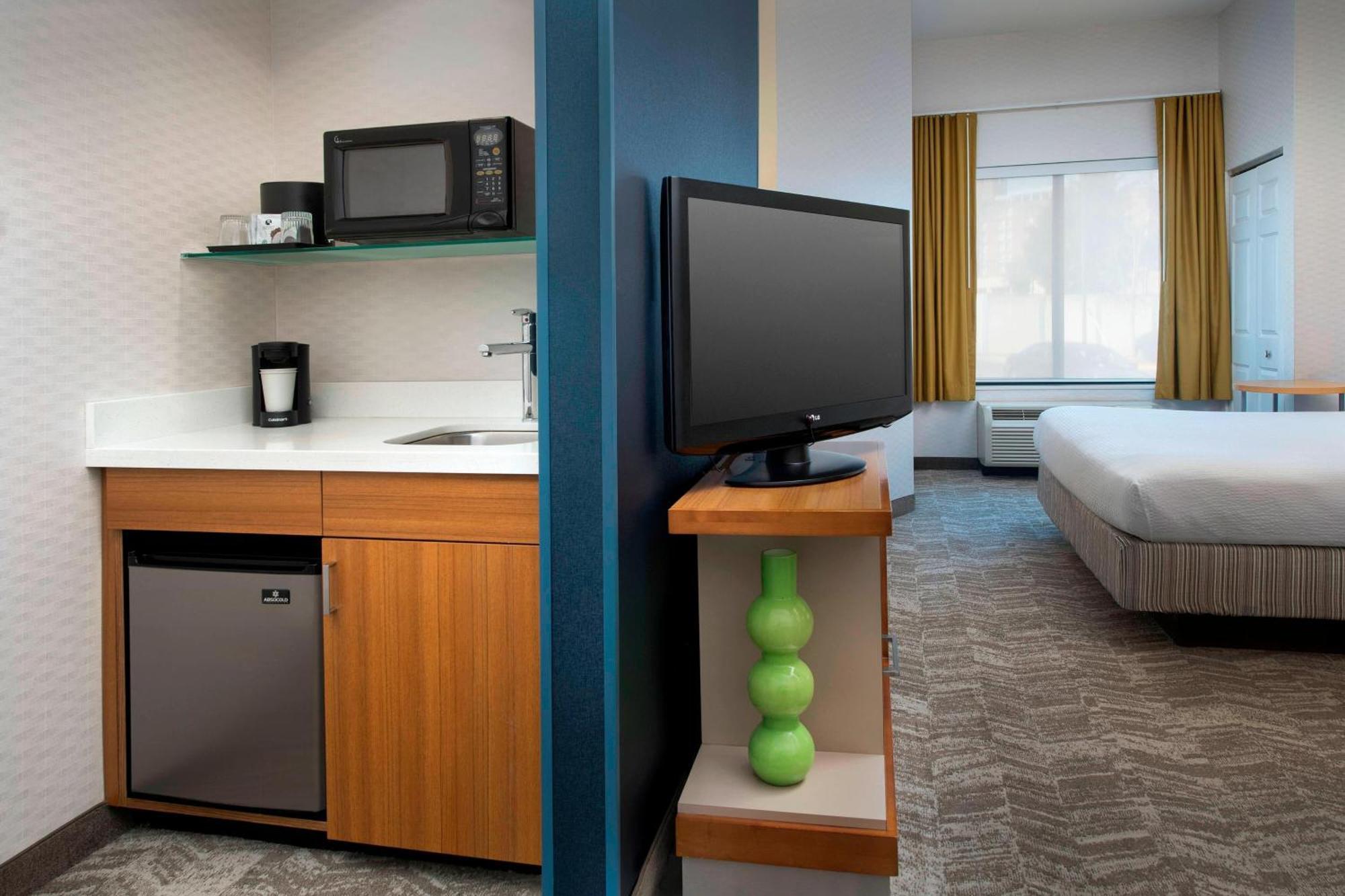 Springhill Suites Alexandria Esterno foto
