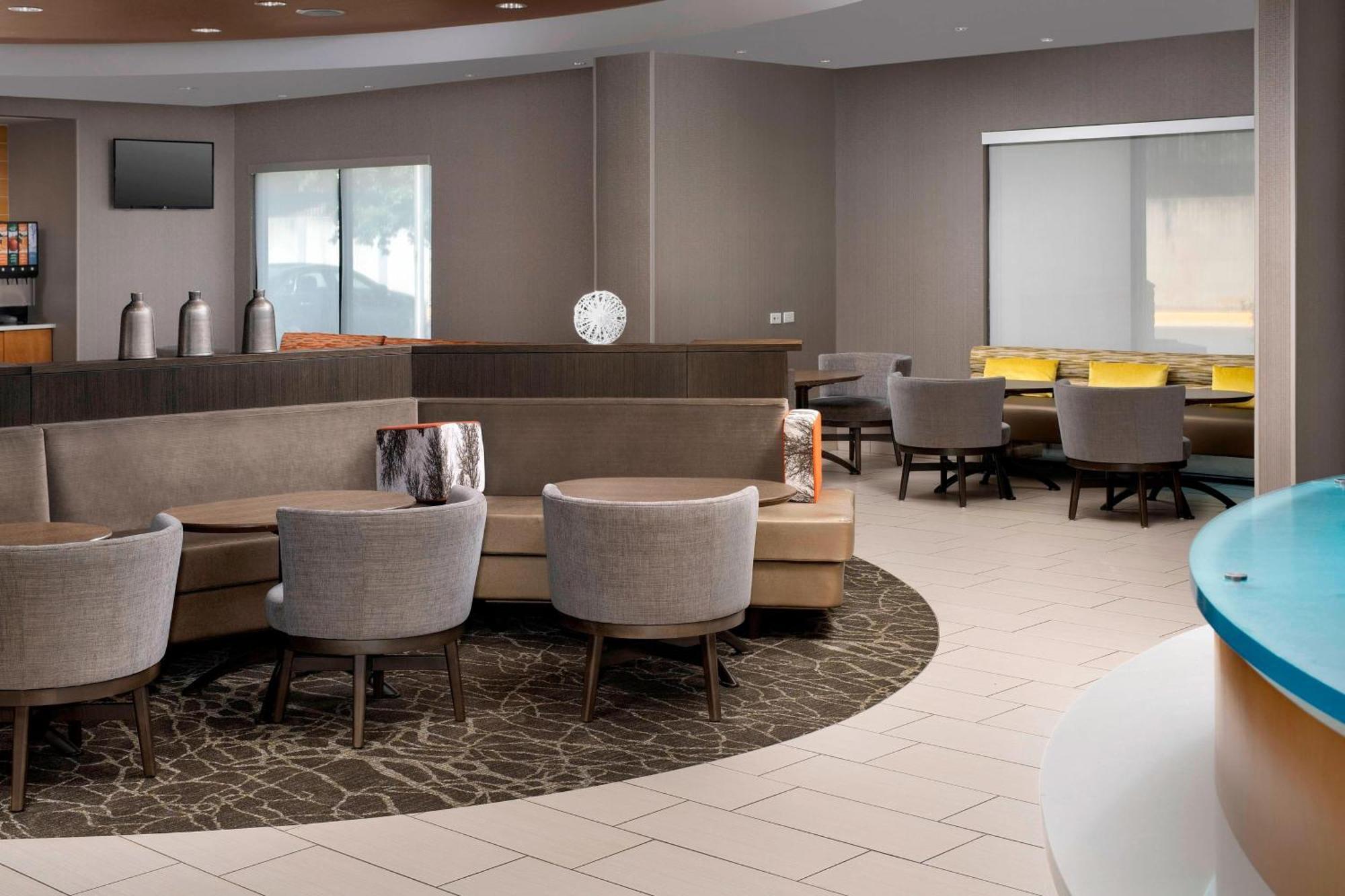 Springhill Suites Alexandria Esterno foto