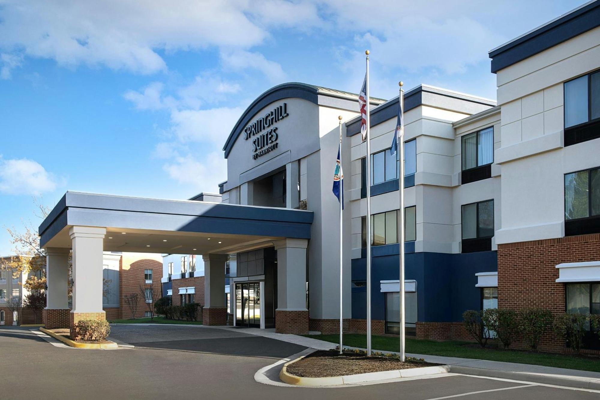 Springhill Suites Alexandria Esterno foto
